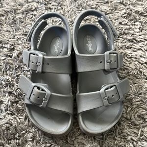 Cat & Jack gray sandals